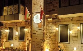 Lamur Hotel